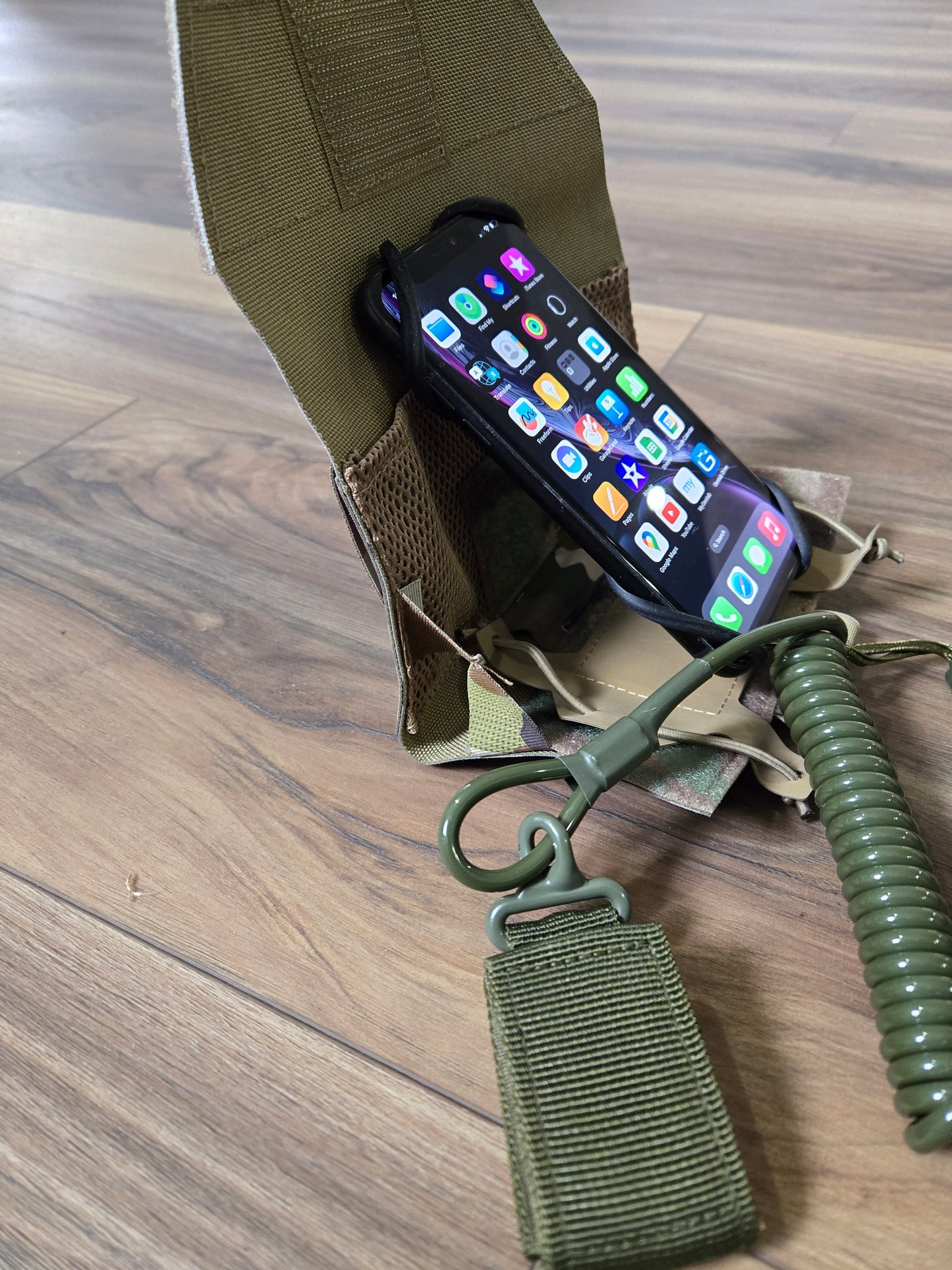 Tactical molle phone pouch with phone lanyard